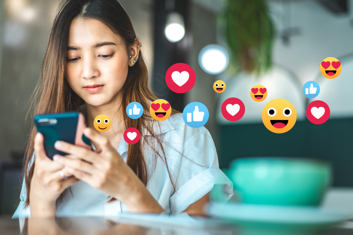 政治を語ることは「商売」か? ネット時代の言論と収益の境界線