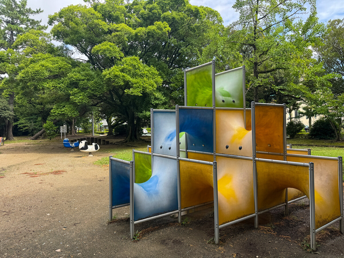 古くなった遊具